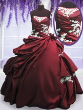 New Style Halter Top Burgundy Ball Gowns Beading and Appliques and Pick Ups Vestidos de Quinceanera Lace Up Taffeta Sleeveless Floor Length