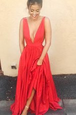 Best Selling Red Zipper V-neck Pleated Dress for Prom Satin Sleeveless
