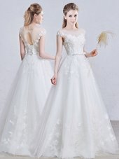 Tulle Scoop Short Sleeves Lace Up Appliques Wedding Gowns in White
