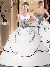 Custom Made Sweetheart Sleeveless Sweet 16 Dresses Sweep Train Embroidery White Organza